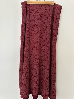 Liz Claiborne Burgundy Floral Jacquard Maxi Skirt